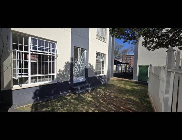 3 BEDROOM APARTMENT FOR SALE IN LYTTELTON